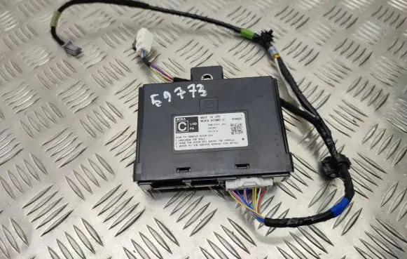 Mazda 3 Door control unit/module BCKA675M0C