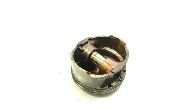 Piston