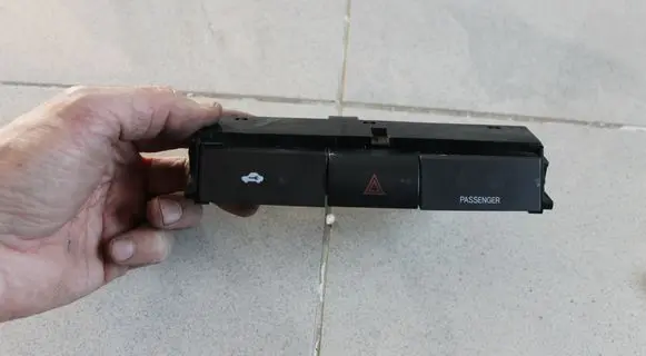 Toyota Corolla Verso AR10 Hazard light switch 153965 9663Z70