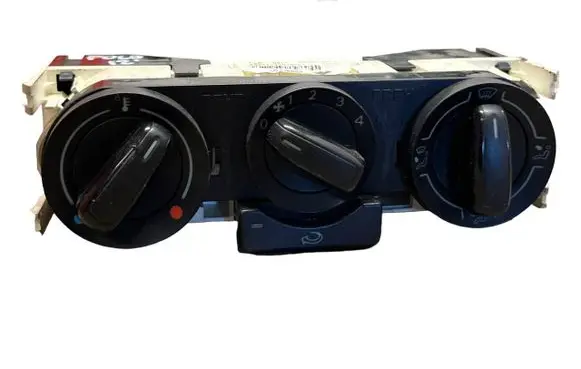 Volkswagen Polo V 6R Climate control unit 6R0819045A U5375003 600819445