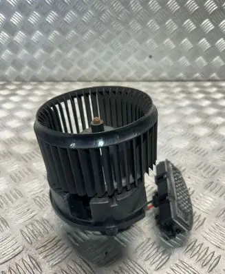 BMW X1 F48 F49 Heater fan/blower 9297752