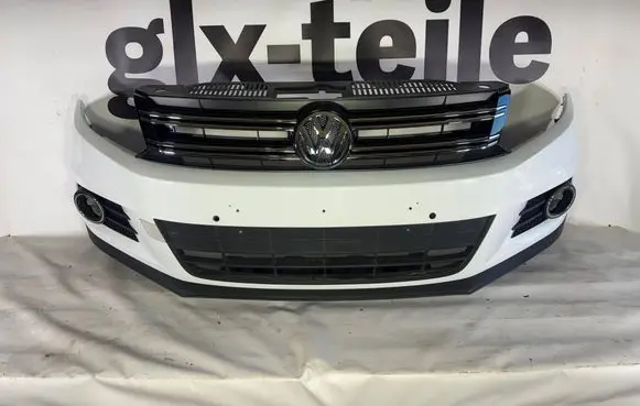 Volkswagen Tiguan Front bumper 5N0807221K