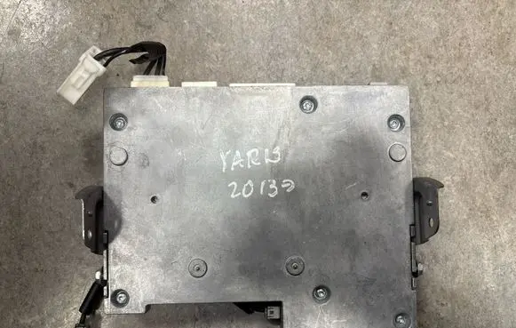 Toyota Yaris GPS navigation control unit/module 86840Y131