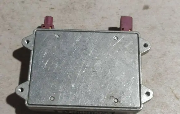 Audi A6 S6 C6 4F Antenna control unit 8E0035456B 09103112