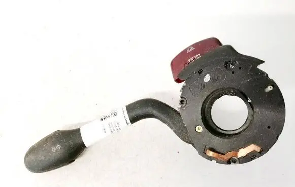 Volkswagen PASSAT B3 Indicator stalk D0TSAEQC88002 DOTSAEQC88002