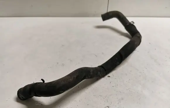 Audi A8 S8 D3 4E Engine coolant pipe/hose