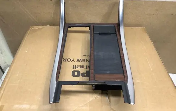 Land Rover Range Rover Sport L320 Cup holder front 500032xxx