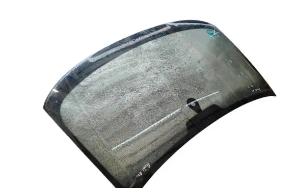 Audi A1 Front windscreen/windshield window E000260 000168