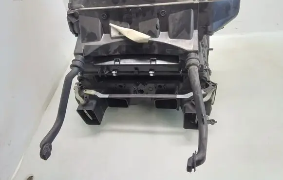 Mercedes-Benz E W211 Interior heater climate box assembly housing A2118300362