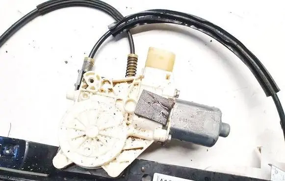 Ford Mondeo MK IV Rear door window regulator motor 0130822286
