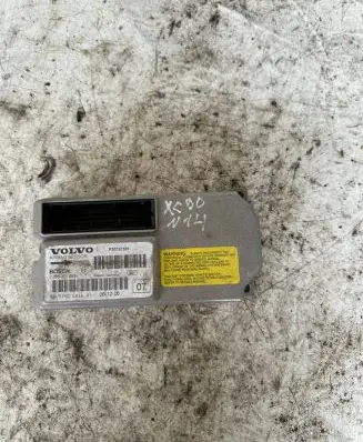 Volvo XC90 Airbag control unit/module 30737501