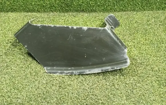 Front bumper mounting bracket