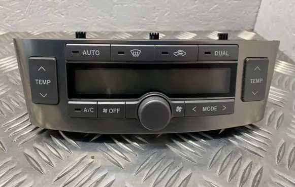 Toyota Avensis T250 Climate control unit 5590005160 MB1465700793