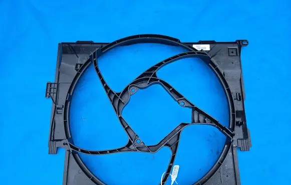 BMW 1 F20 F21 Electric radiator cooling fan 8641963
