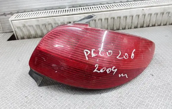 Peugeot 206 Rear/tail lights