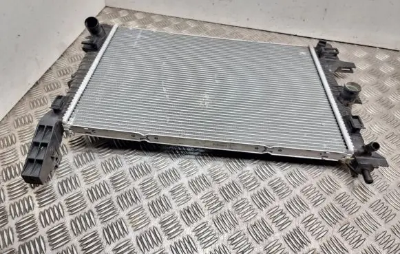Ford C-MAX II Coolant radiator CV618005VC MM114CN RA2250