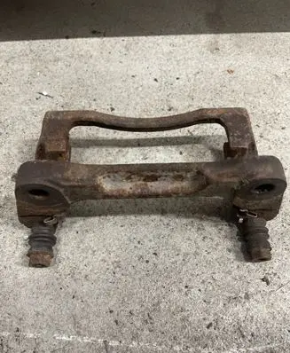 Chrysler Town u0026 Country V Front Brake Caliper Pad/Carrier 