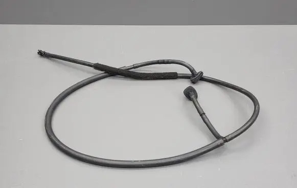 Windshield washer spray nozzle