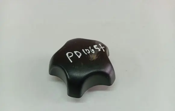 Volkswagen Golf IV Seat adjustment knob