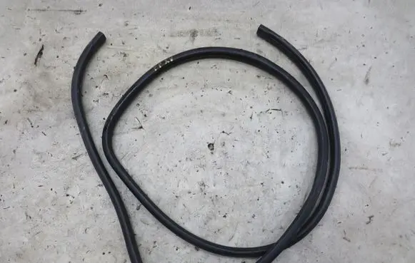 Subaru XV I Front door rubber seal GMAUTO4574097