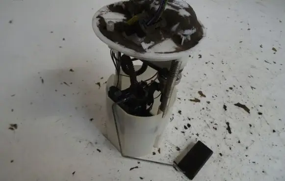 Fiat 500 In-tank fuel pump 51806983
