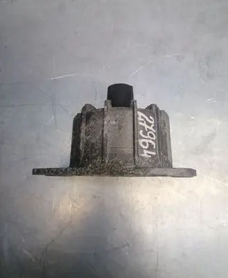Alfa Romeo 147 Engine mount bracket