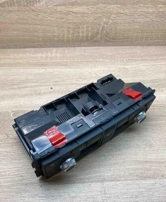 Audi A8 S8 D3 4E Fuse module 4E0820043G 4E0910043B 045