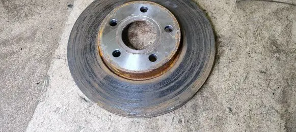 Volvo S40 Front brake disc