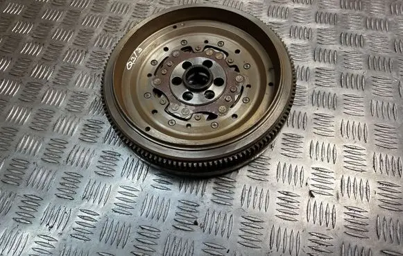 Audi Q3 8U Flywheel 03L105266DG 012295000527