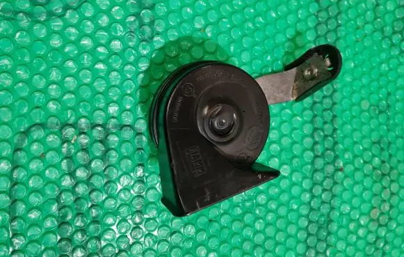 Volvo S60 Horn signal 55306