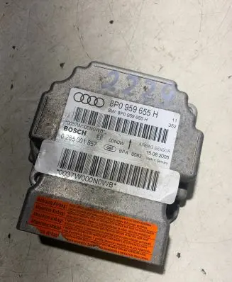 Audi A3 S3 8P Airbag control unit/module 8P0959655H 0285001857