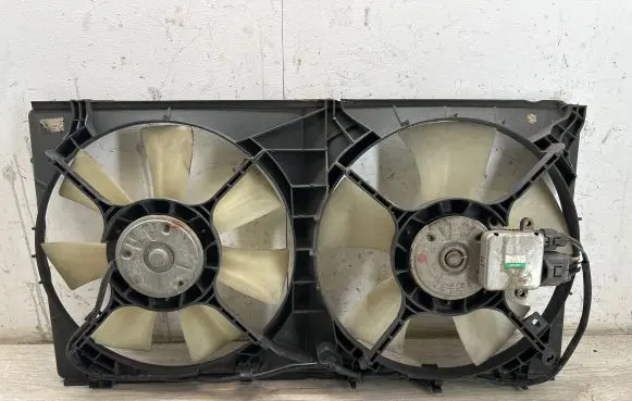 Mitsubishi Grandis Electric radiator cooling fan