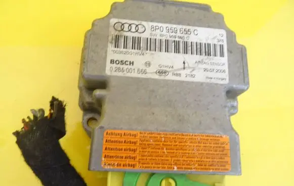 Audi A3 S3 8L Airbag control unit/module 8P0959655C 0285001666