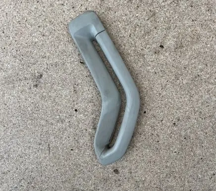 Volvo XC90 Seat belt trim 