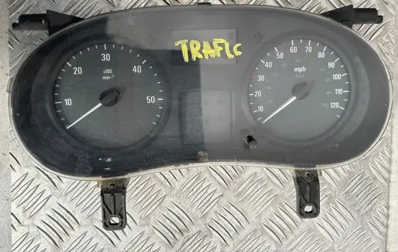 Opel Vivaro Speedometer (instrument cluster) P8200283201-D 8200283201D