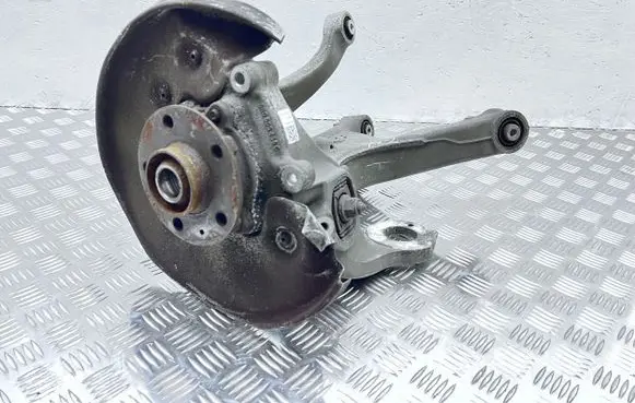 Audi A7 S7 4G Rear wheel hub spindle/knuckle 8R0505432F 06491620058 220812