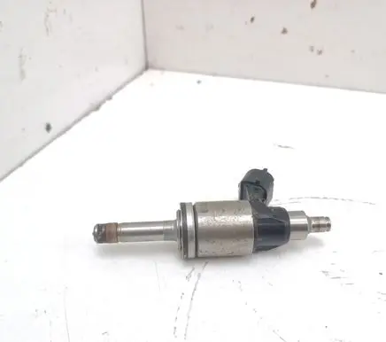 Fuel injector