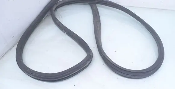 Opel Combo C Rubber seal front door (on door) 