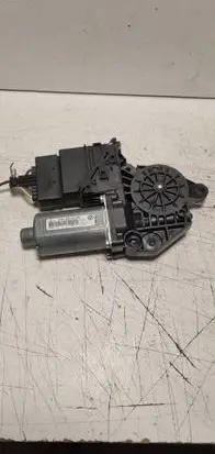 Volkswagen Golf Plus Rear door window regulator motor 993425100 58209 F005S00155