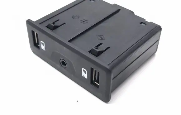 Renault Megane IV USB socket connector 280237850R