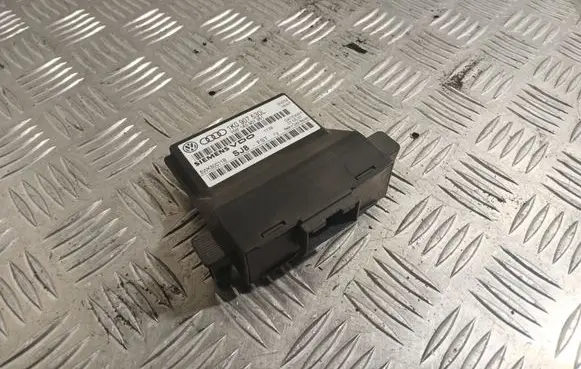 Volkswagen Touran I Gateway control module 1K0907530L