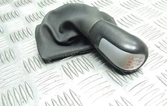 Volvo C30 Gear shift rod 