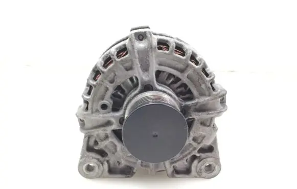 Nissan Qashqai Generator/alternator 231004BE0B