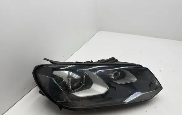 Volkswagen Touareg II Headlight/headlamp 7P1941752 01032806010608