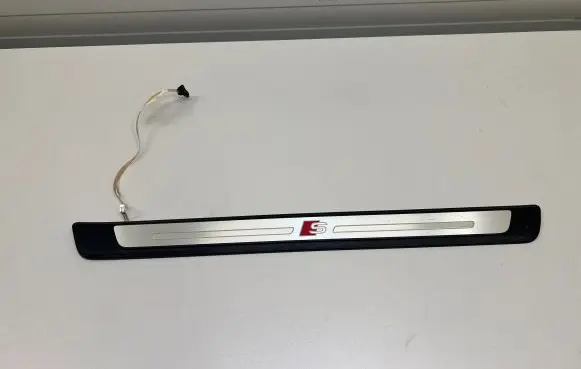 Audi A3 S3 8V Front sill trim cover 8V4947418