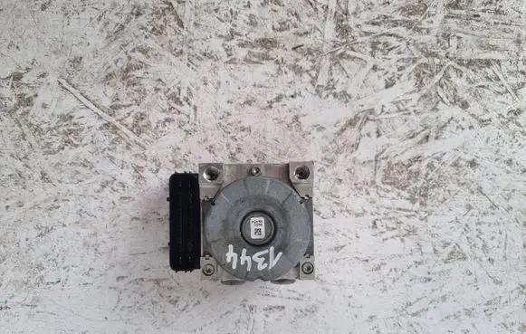 Ford Focus ABS Pump F1FC-2C218-BD