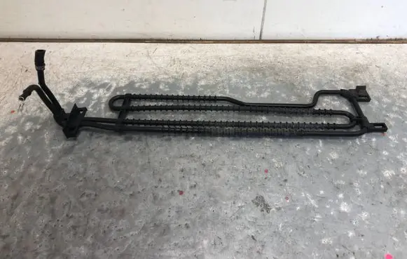 Mercedes-Benz E W212 Power steering radiator A2044601024BILI A2044601024