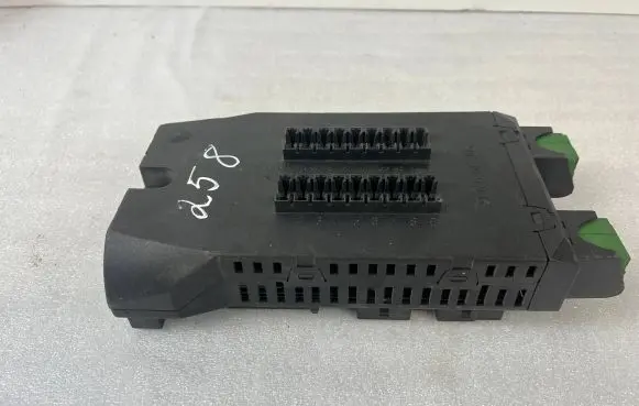 Mercedes-Benz Vito Viano W638 Fuse box set 0005400650 06501002