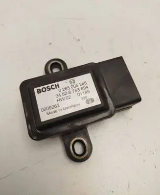 BMW 5 E39 ESP acceleration yaw rate sensor 34526753694 0265005248 0009262