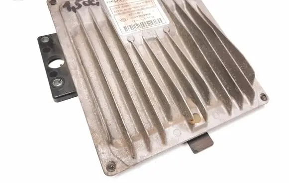 Nissan Almera N16 Engine control unit/module R0410C053C 80985D